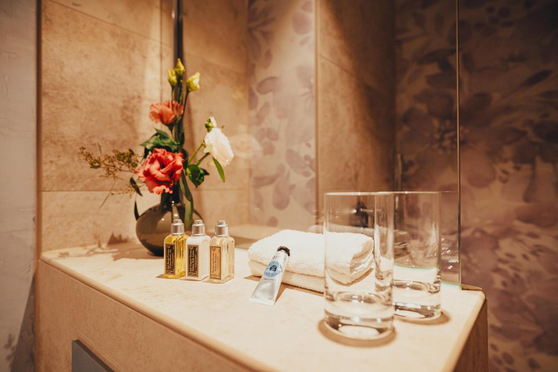 Hotel Villa Sorgenfrei & Restaurant Atelier Sanssouci Радебойл Екстериор снимка