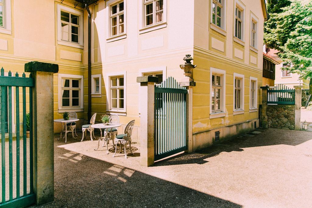 Hotel Villa Sorgenfrei & Restaurant Atelier Sanssouci Радебойл Екстериор снимка
